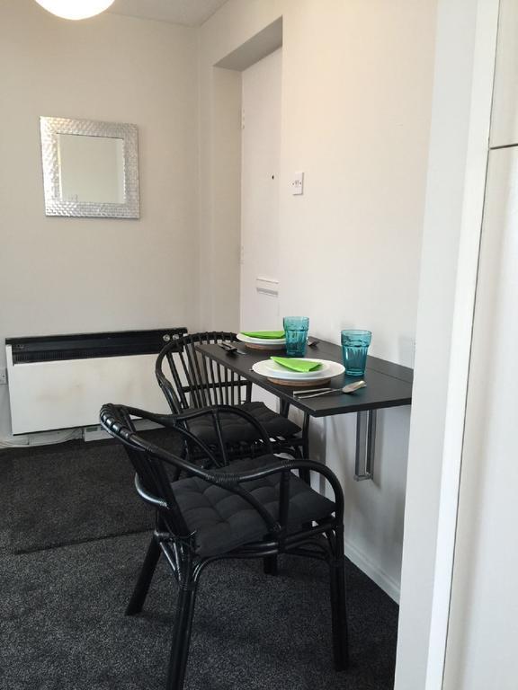 Armitage Way Holiday Apartment - Perfect To Self Isolate Кембридж Экстерьер фото